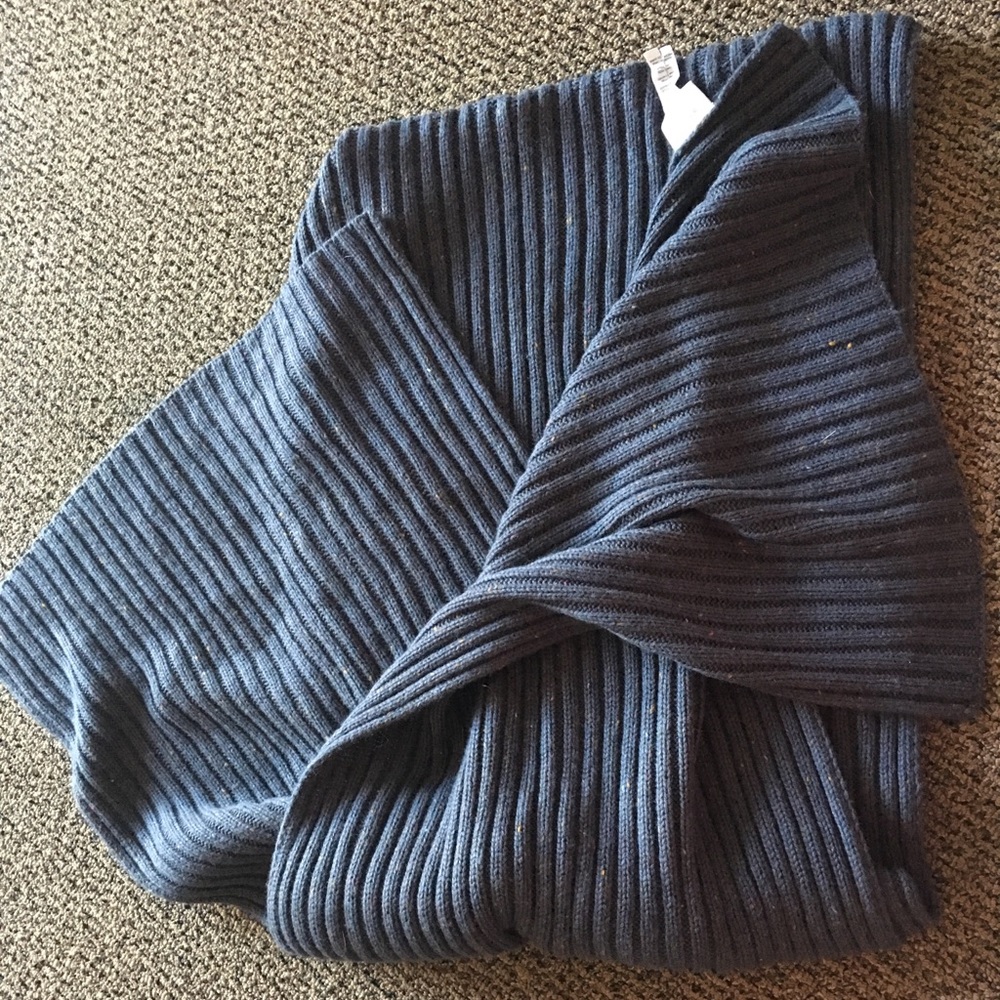 Extra long winter scarf. New target line.